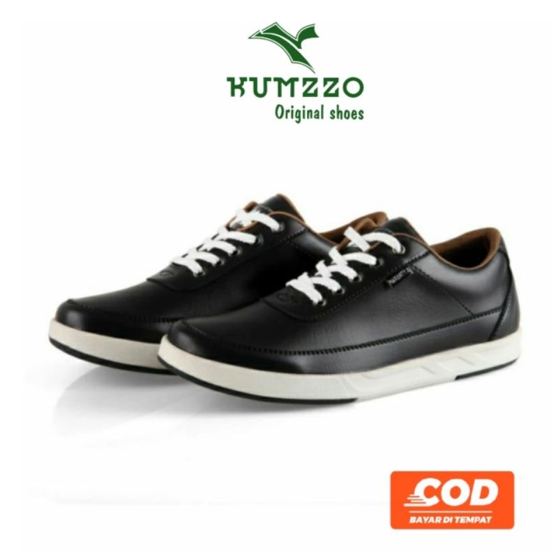 Kumzzoofficial.Sepatu sneakar peria full hitam kerja kantoran kuliahan jalan-jalan