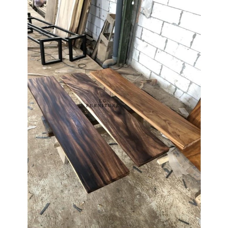 Papan Solid (anak tangga)