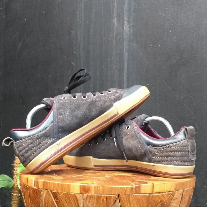 Sepatu merrell second