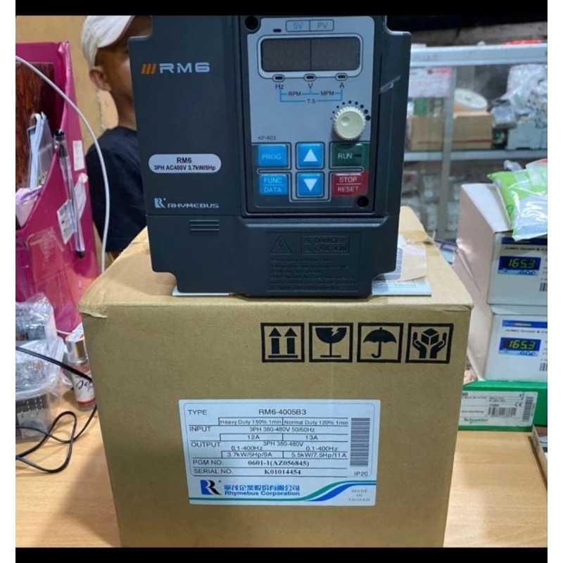 INVERTER RHYMEBUS RM6-4005B3 3.7KW / 5HP 3PH 380V