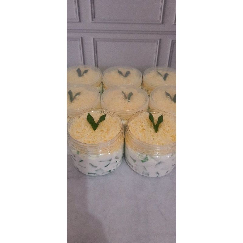 

Buko Pandan 400ml