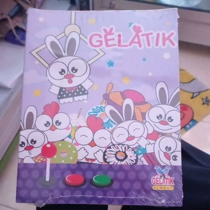 

Buku Tulis Gelatik isi 38 Satuan