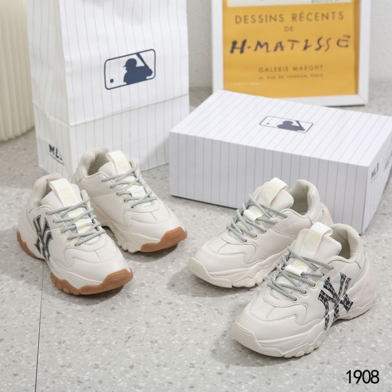 

1908 sepatu sneakers terbaru