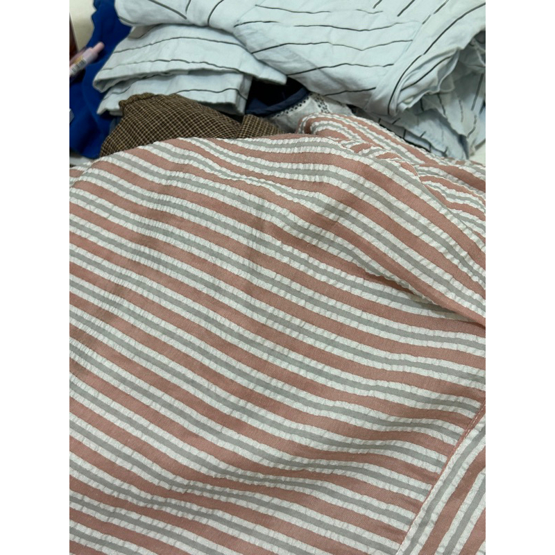 preloved live tas strawberry