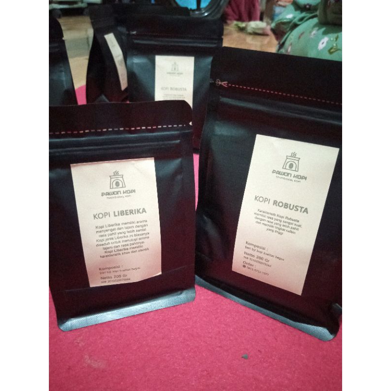 

PAKET KOPI BUBUK ROBUSTA+LIBERIKA