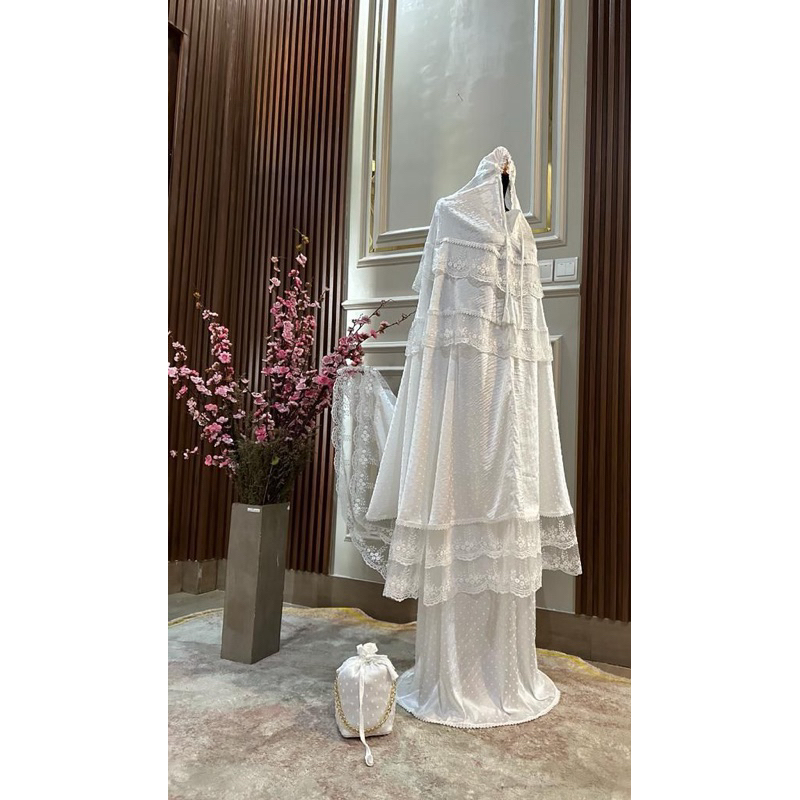 Mukena renda mewah silk uragiri premium seserahan jumbo