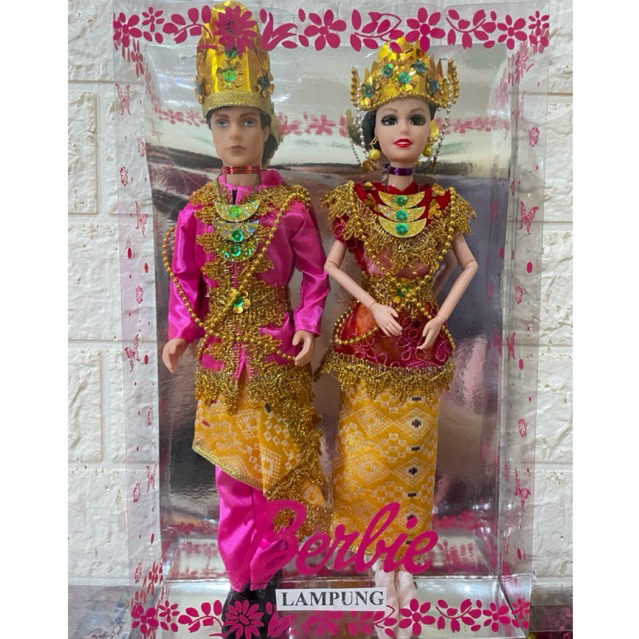 Berbie Pengantin Adat Lampung