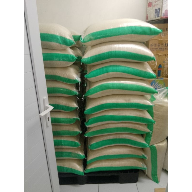 

Beras C4 Lokal Bali Warna Putih
