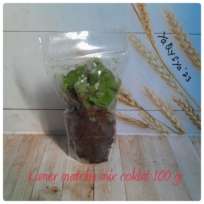 

Keripik pisang lumer mix rasa 100 gr