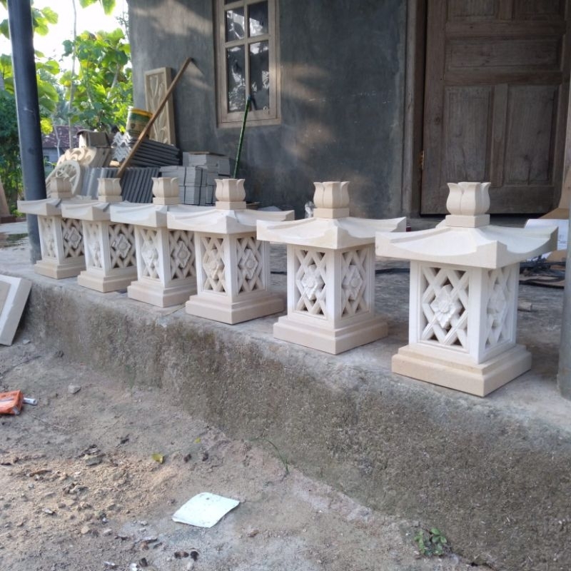 lampion taman batu alam