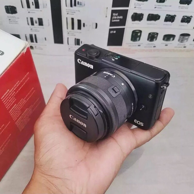 Mirrorless Canon M10