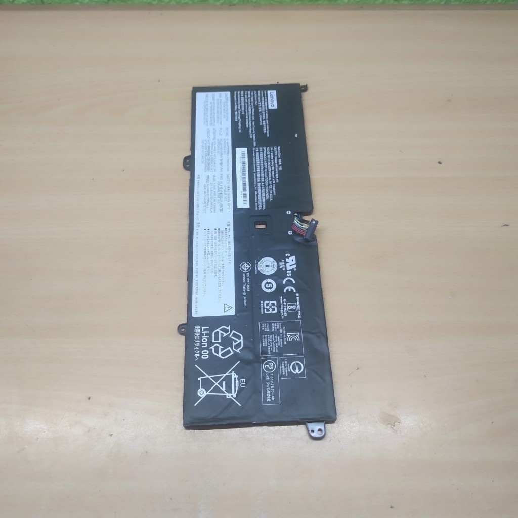 Batre Baterai Laptop Lenovo Yoga C940 (14')
