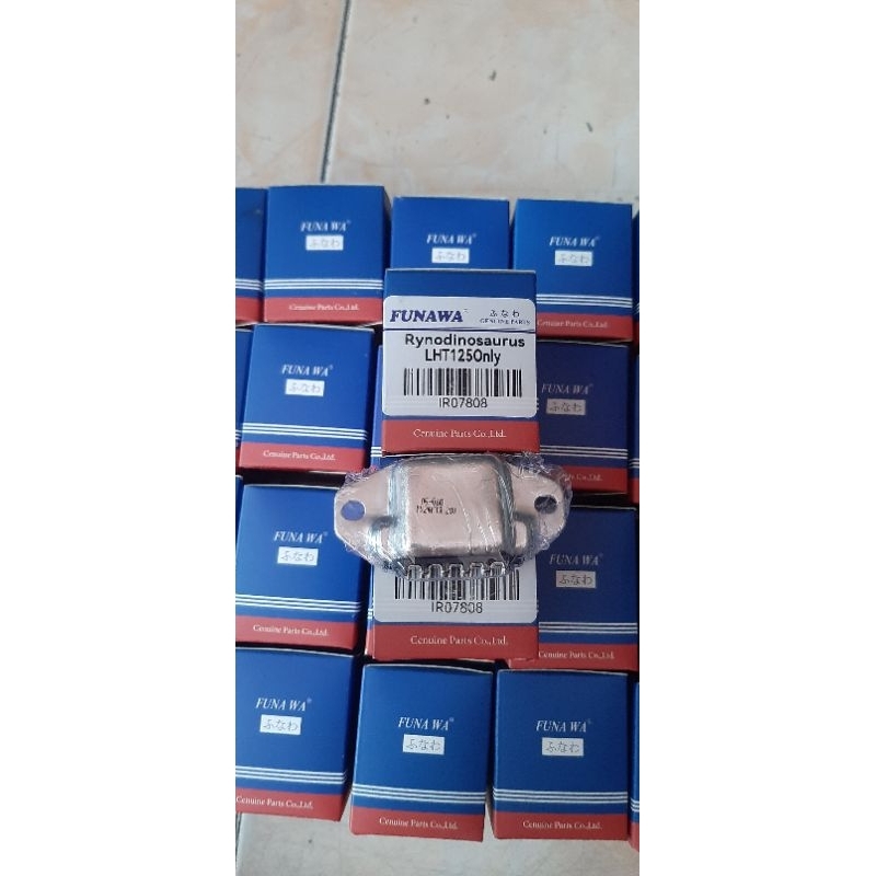 IC regulator IC alternator aisi aisy altenator IC dinamo ampere rino saurus / hino dutro 125 / 130 2