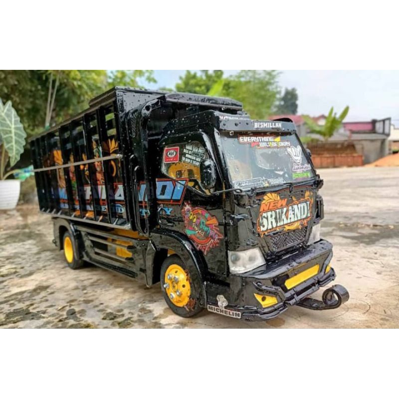 MAINAN MINIATUR TRUCK OLENG RODA KAYU FULL VARIASI LAMPU LED DAN TERPAL