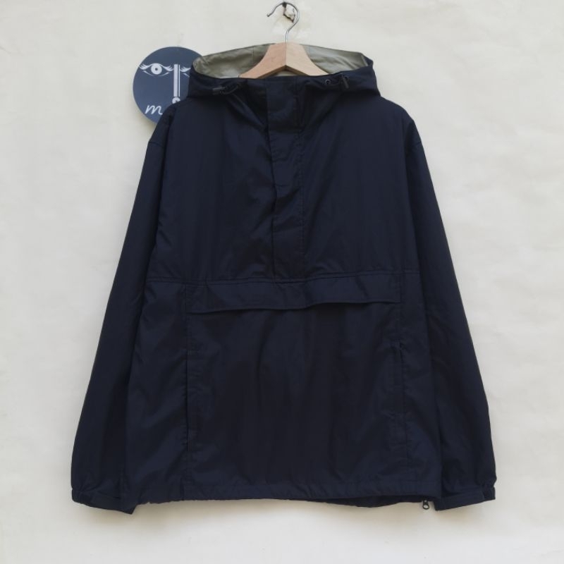 jaket anorak uniqlo