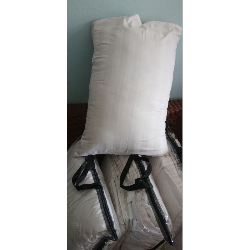 set bantal/pillow ex hotel