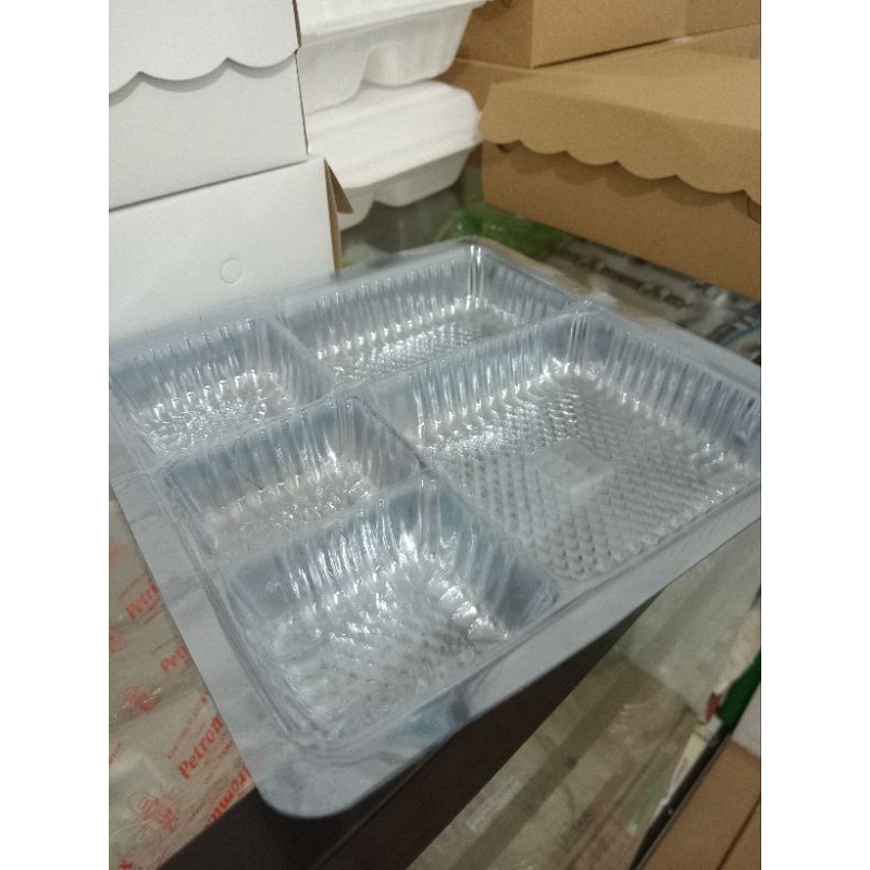 

Mika Samir 20 Sekat 5 Bening Untuk Kardus Ukuran 20cm (R10KM)