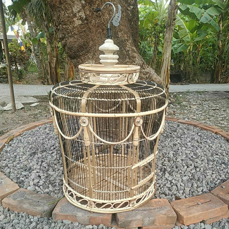 Sangkar Burung Perkutut Rotan Mataraman Klasik Jeruji Hitam