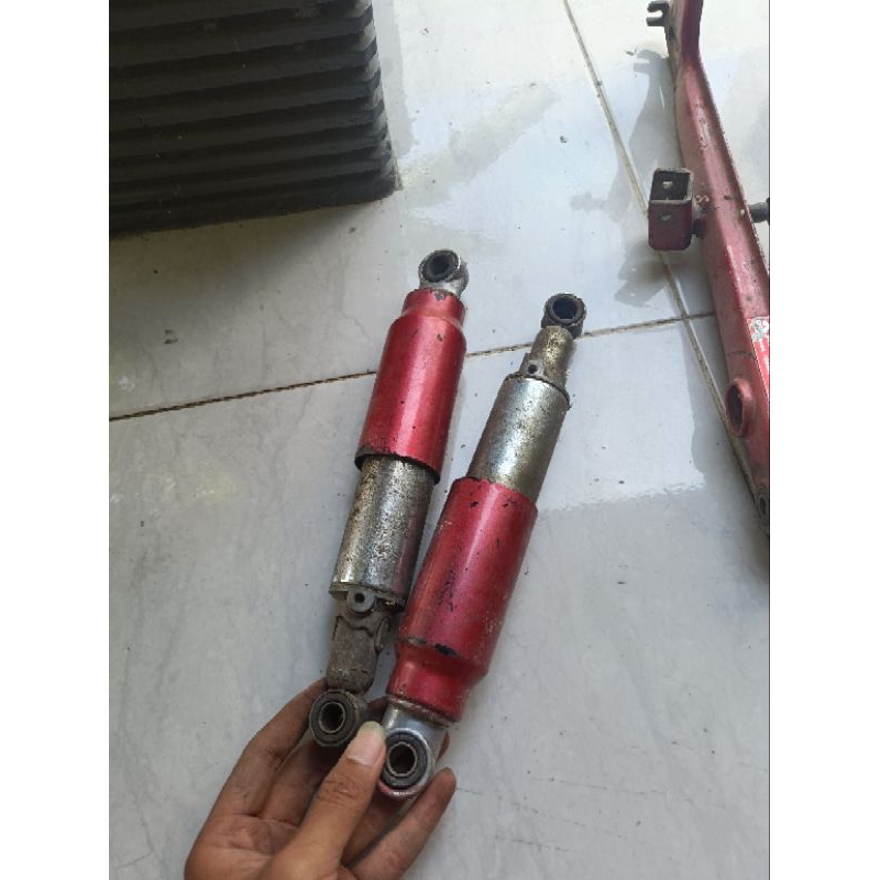 skok belakang supercub ukuran 28 original  copotan motor