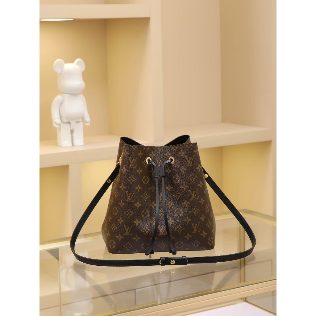 Original Louis Vuitton/LV 2024 Latest Fashion One Shoulder Crossbody Bucket Bag