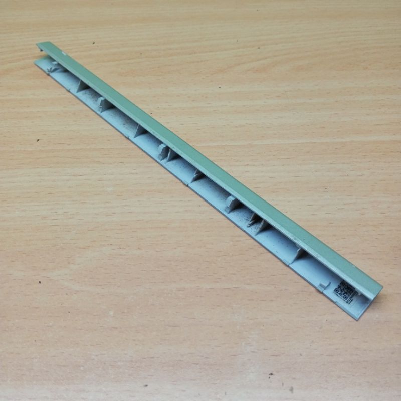 Tutup Engsel Casing Laptop Lenovo Ideapad 330-14IKB