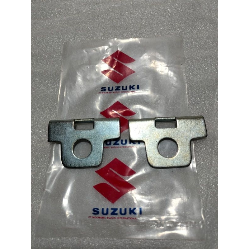 original SGP Suzuki Indomobil genuine part plat setelan stelan rantai rante tahanan  baut AS roda be