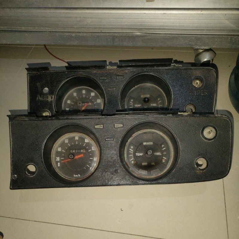 Panel Speedometer Toyota Corolla KE 20 (bungkuk)