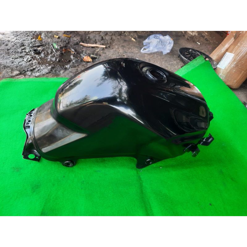 TANGKI TENGKI HONDA CB150R CB 150 R OLD LAMA ORIGINAL