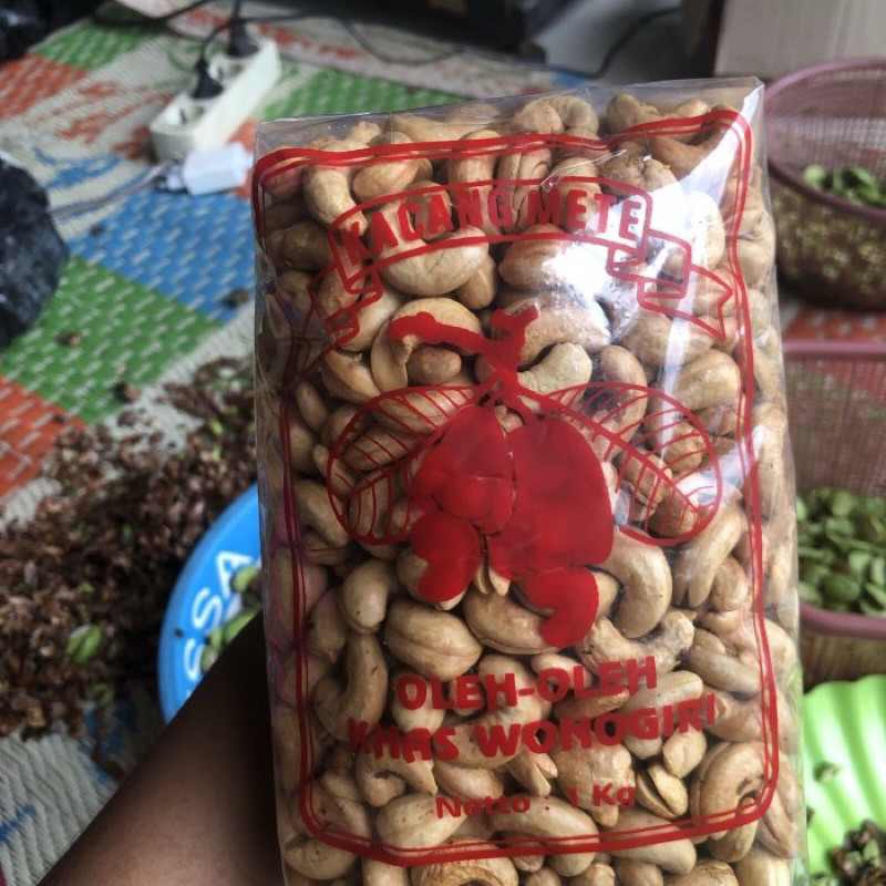 

ANEKA RASA KACANG METE WONOGIRI