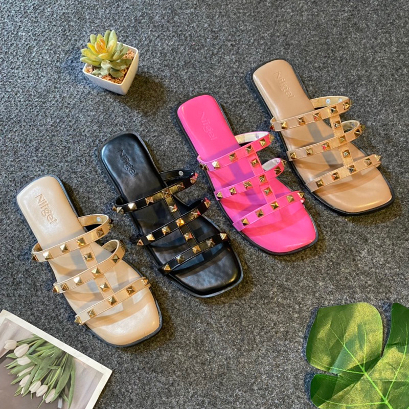 Niigel Pyramid Sandal flat wanita elegan fantasi pyramid Hitam krem Fanta Biskuit