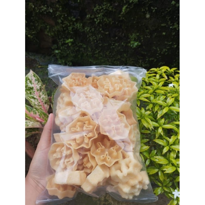 

Makanan Ringan - Kembang Goyang