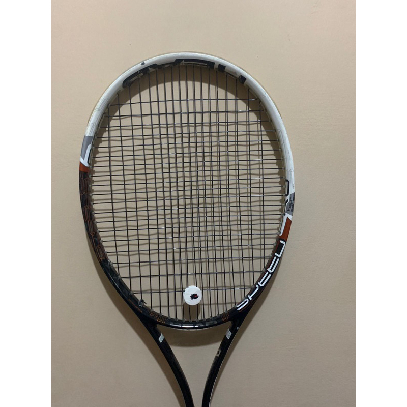 raket tennis lapangan