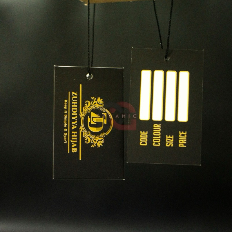 

free desain costum hangtag/hangtag ivory/hangtag distro/label kertas/laminasi doff