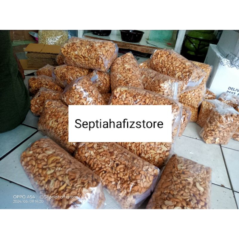 

Kacang Mede Patahan Matang 1kg Rasa Original