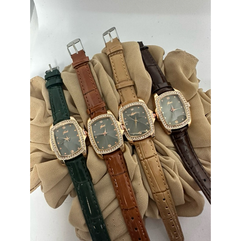 [READY]Jam tangan jhui / minimalis outfit/ aksesoris jam tangan