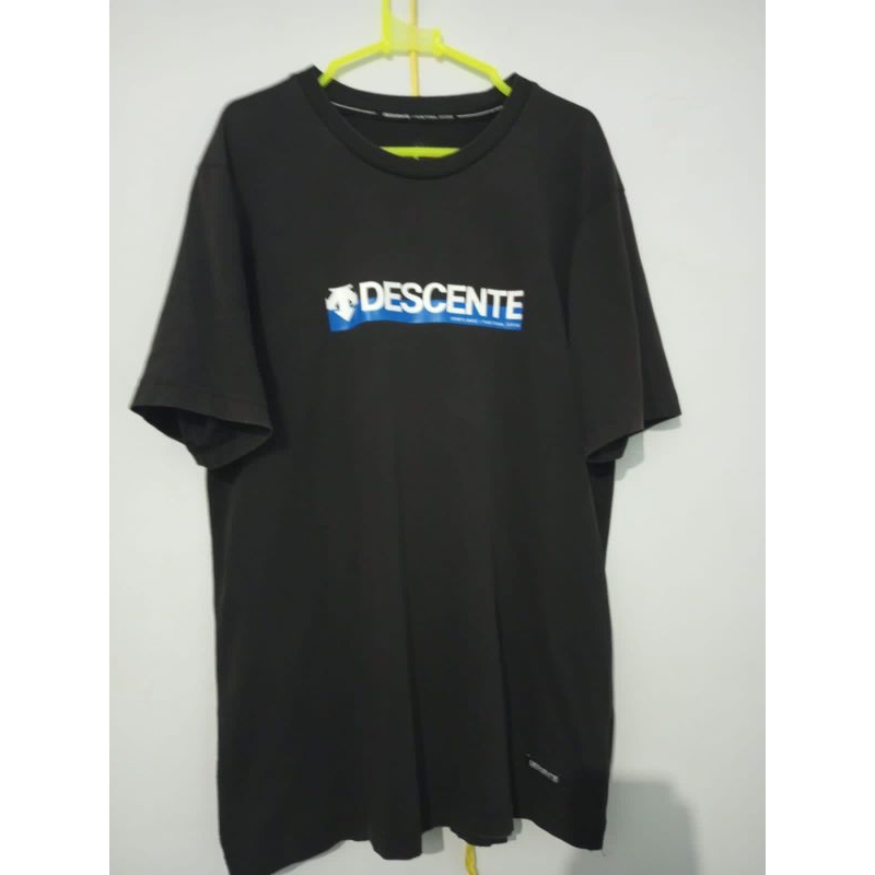 T-SHIRT DESCENTE