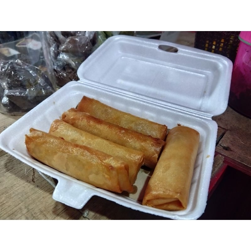 

lumpia ayam suwir