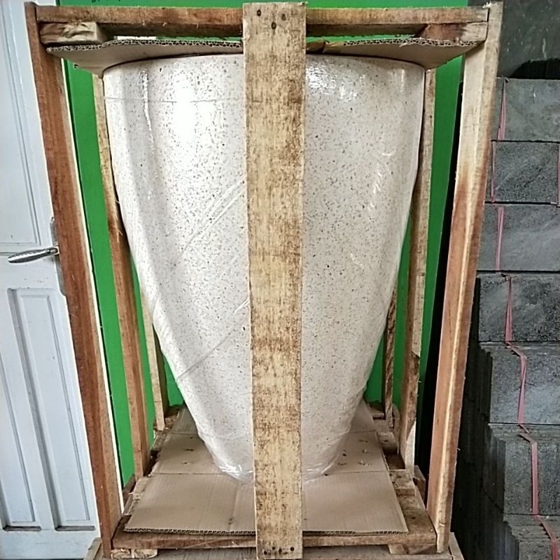 Gentong Kamar Mandi | Wadah Air Teraso | Gentong Terazo | Gentong Estetik