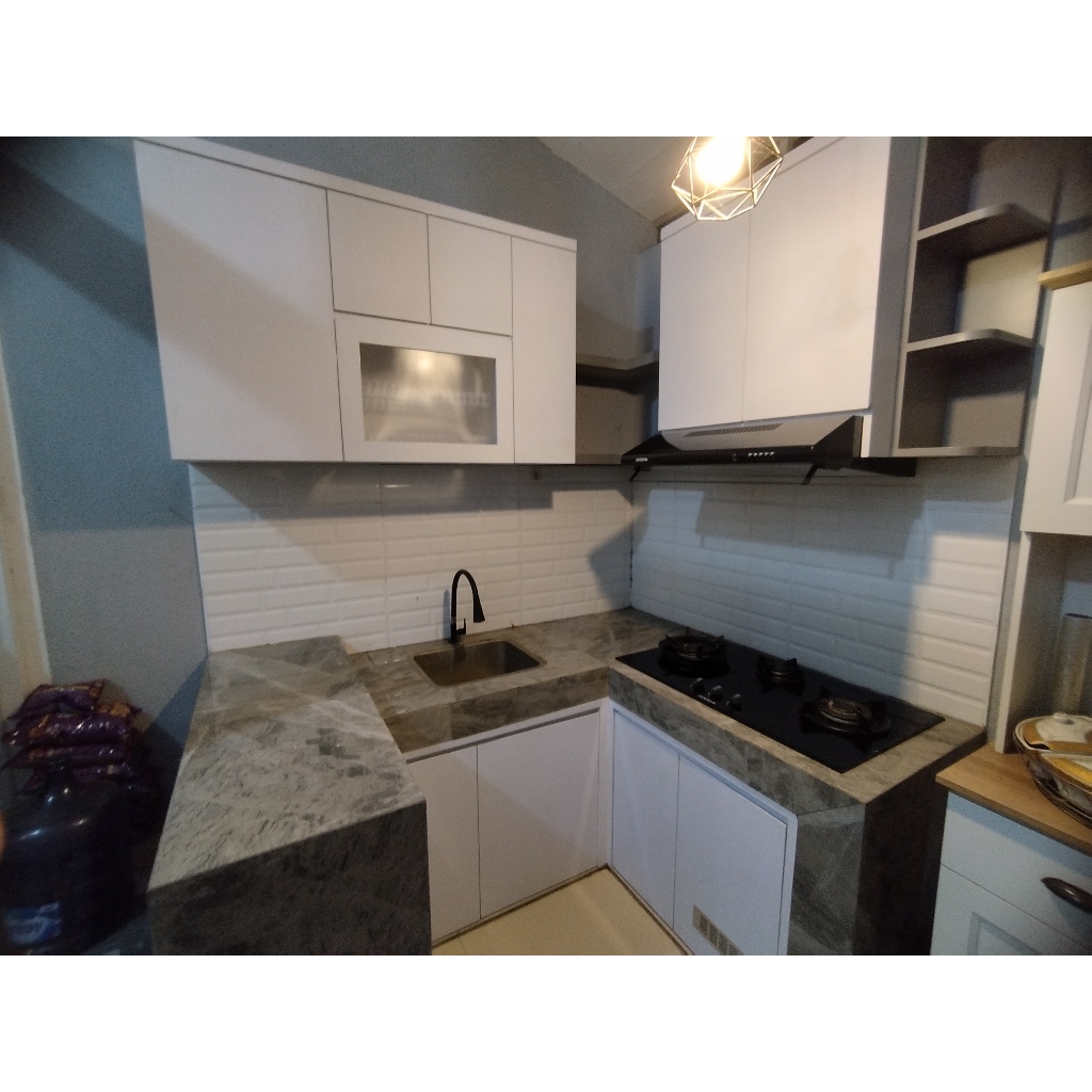 Kitchen set Minimalis HPL Ny. E. Bandung