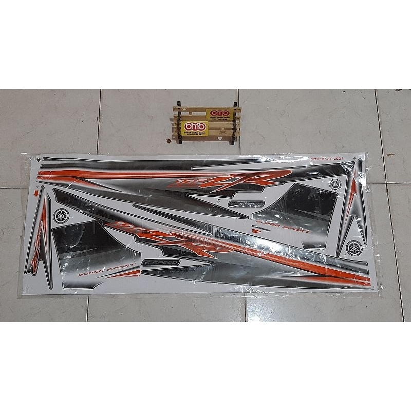 Yamaha 125ZR 125 ZR full hitam (12) stiker sticker stripping komplit set