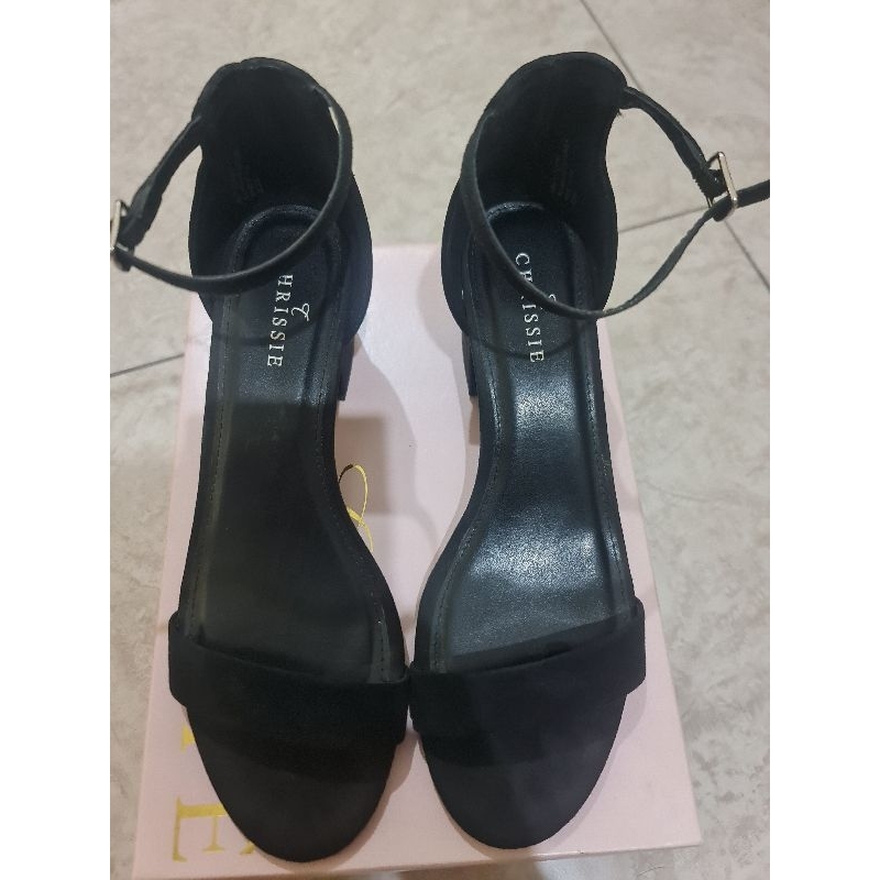 Chrissie Dakota Heels by Payless - preloved