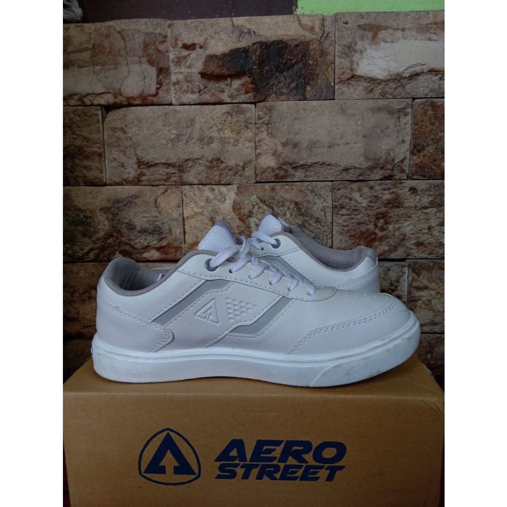 Aerostreet Tokyo Gray White Size 41