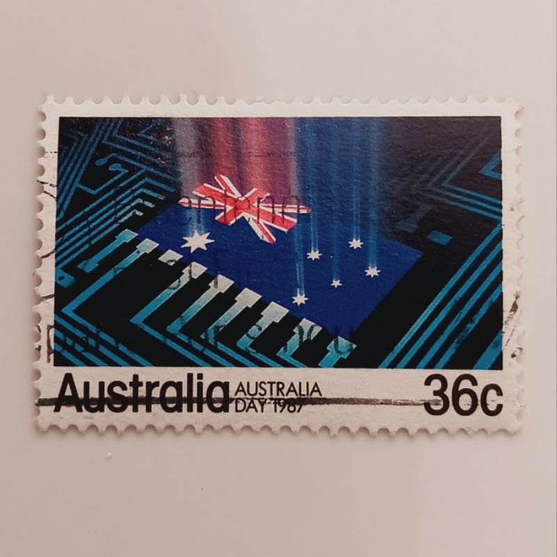 

(AA) Perangko Australia 1987 Australia Day - Australian Flag on Printed Circuit Board 36 cent Used