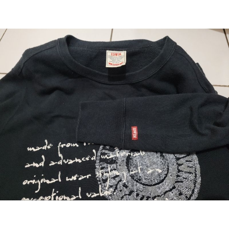 crewneck edwin jeans