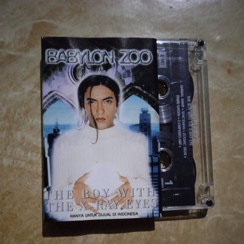 kaset pita babylon zoo