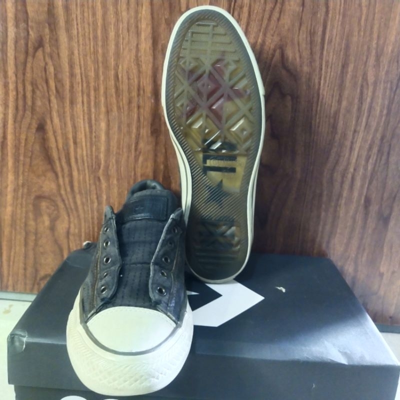 Converse x john varvatos slip on