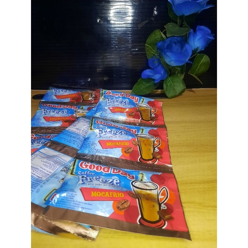 

GOOD DAY FREEZE mocafrio 30gr RENCENG isi 10 pcs