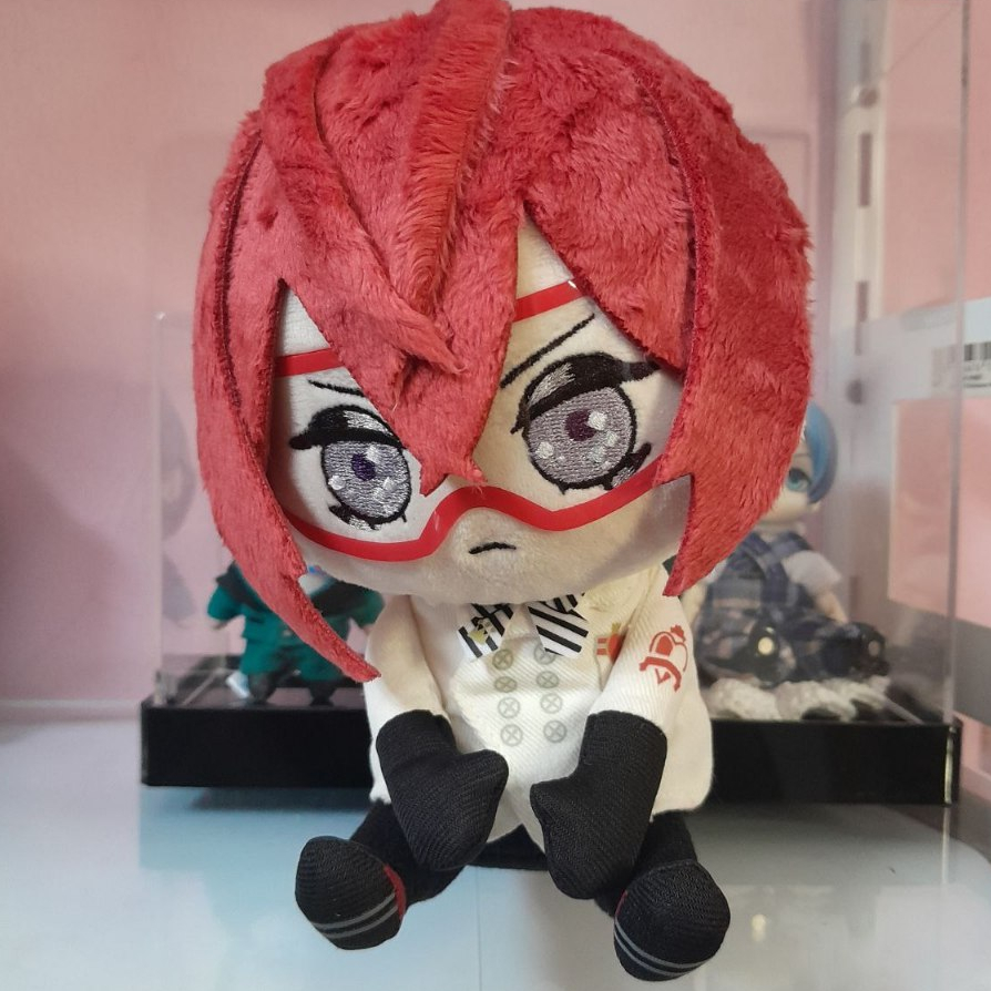 Ichiban Kuji Disney Twisted Wonderland Riddle Rosehearts Lab Wear Cotetto Plush Baju Lab Boneka Dudu