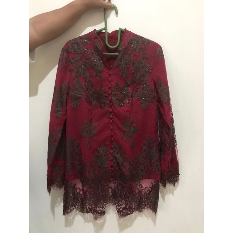 Kebaya Brokat (Preloved)