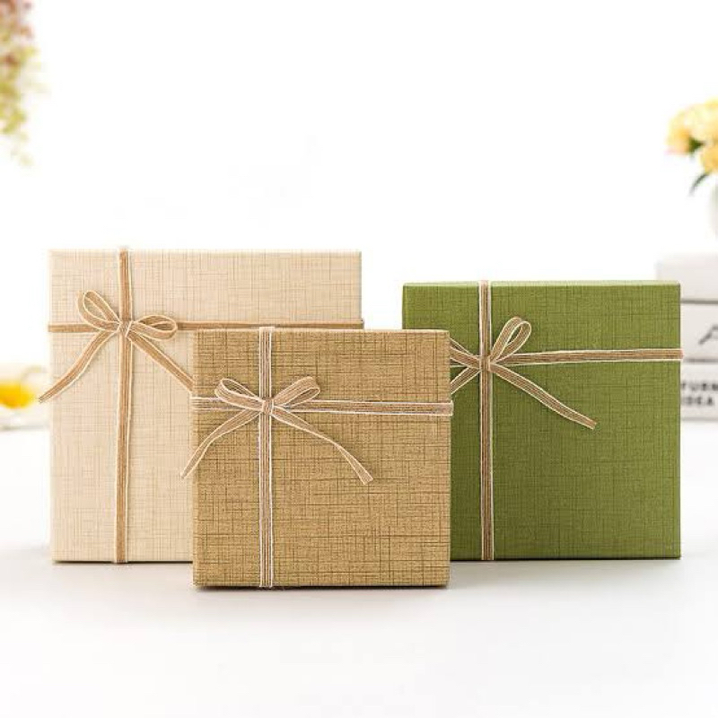 

Kotak kado - Kotak Hadiah - Kotak Souvenir Vintage 28x22x11